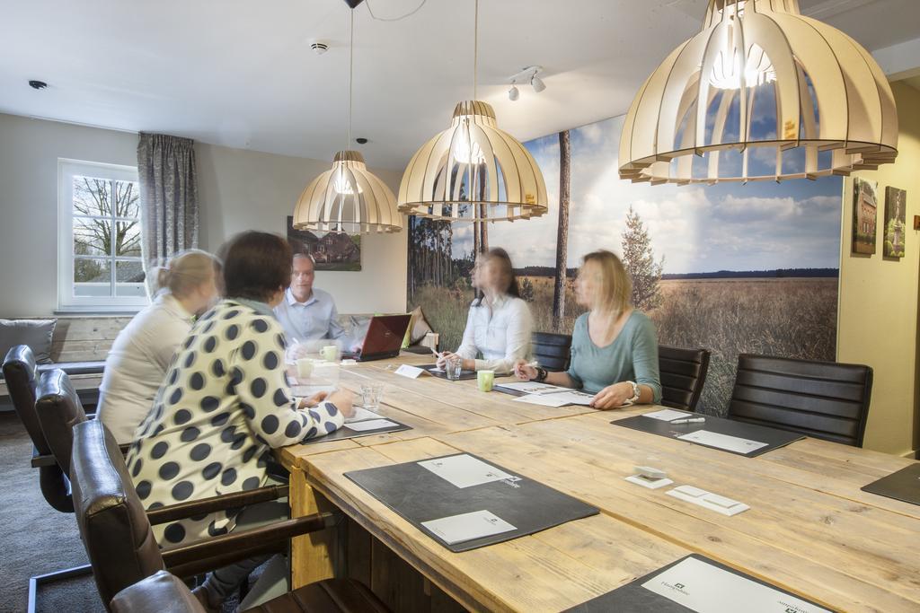 Hotel & Restaurant - Auberge De Hilver Diessen エクステリア 写真